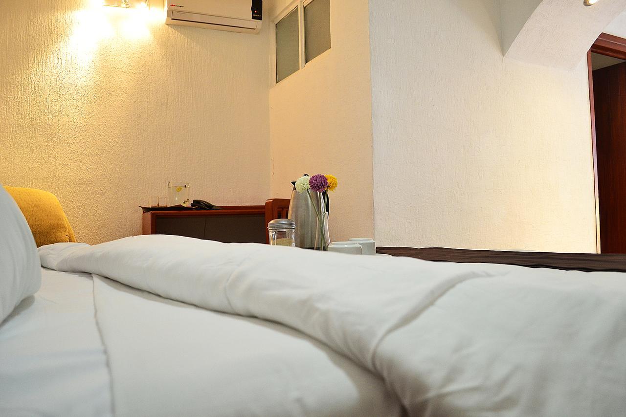 Hotel Campestre Inn León de los Aldamas Extérieur photo